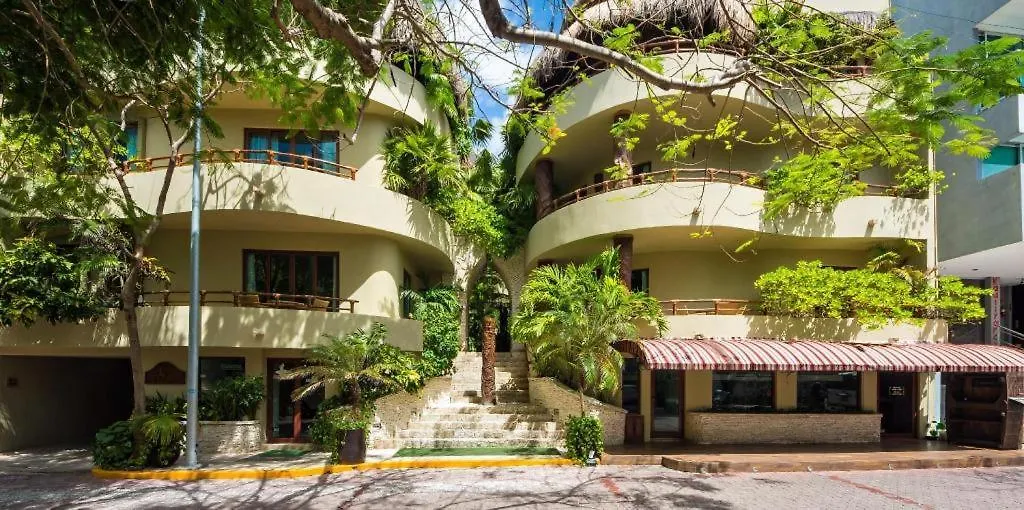 Maya Villa Condo Hotel 普拉亚卡门 4*,  墨西哥